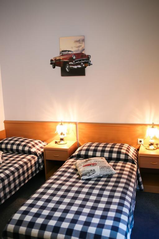 Hotel Veli Joze Pula Ngoại thất bức ảnh